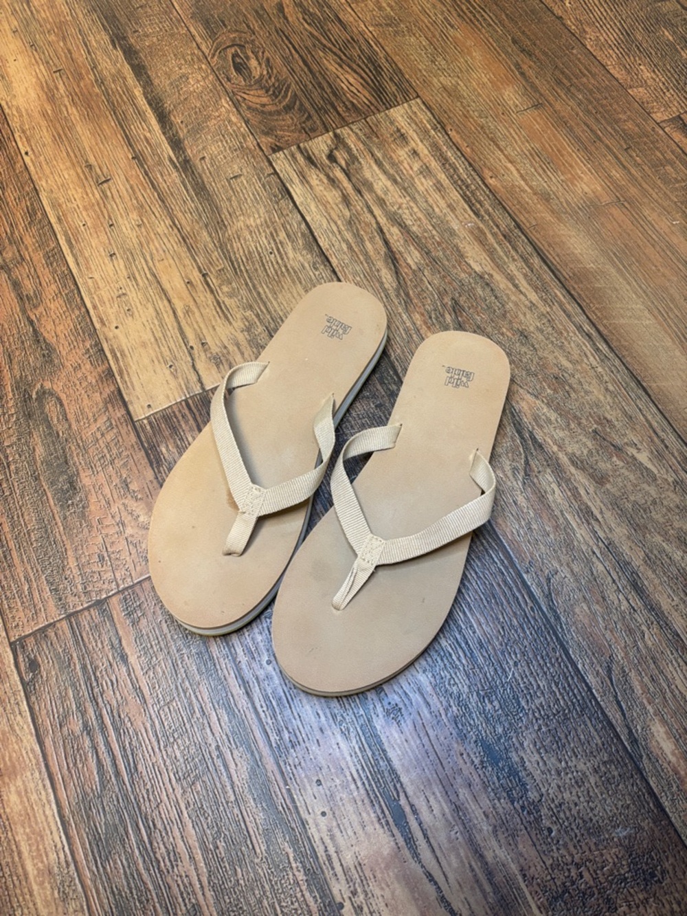 Wild Fable Tan Sandals